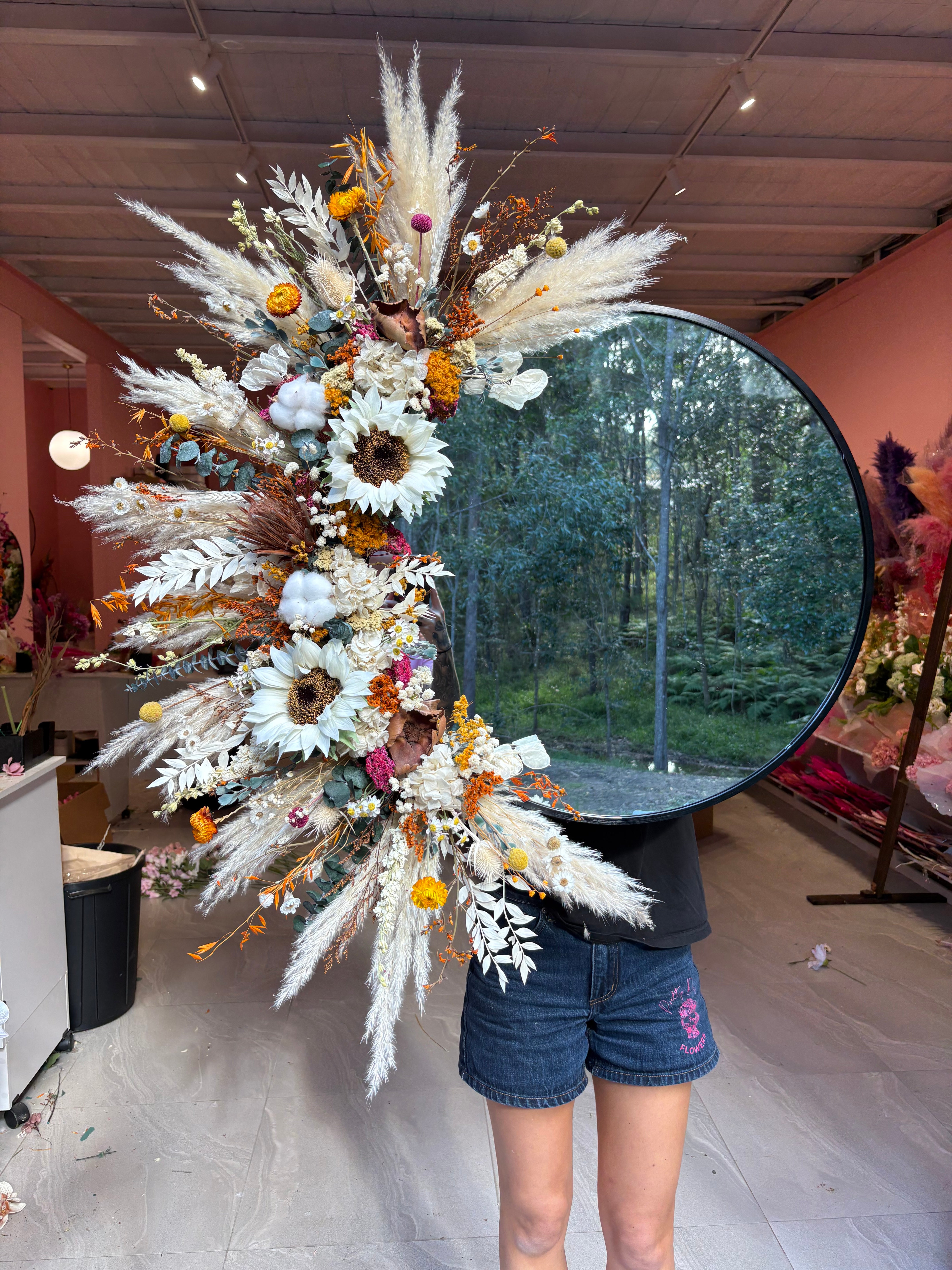 // JESSIE JANE MIRROR //
