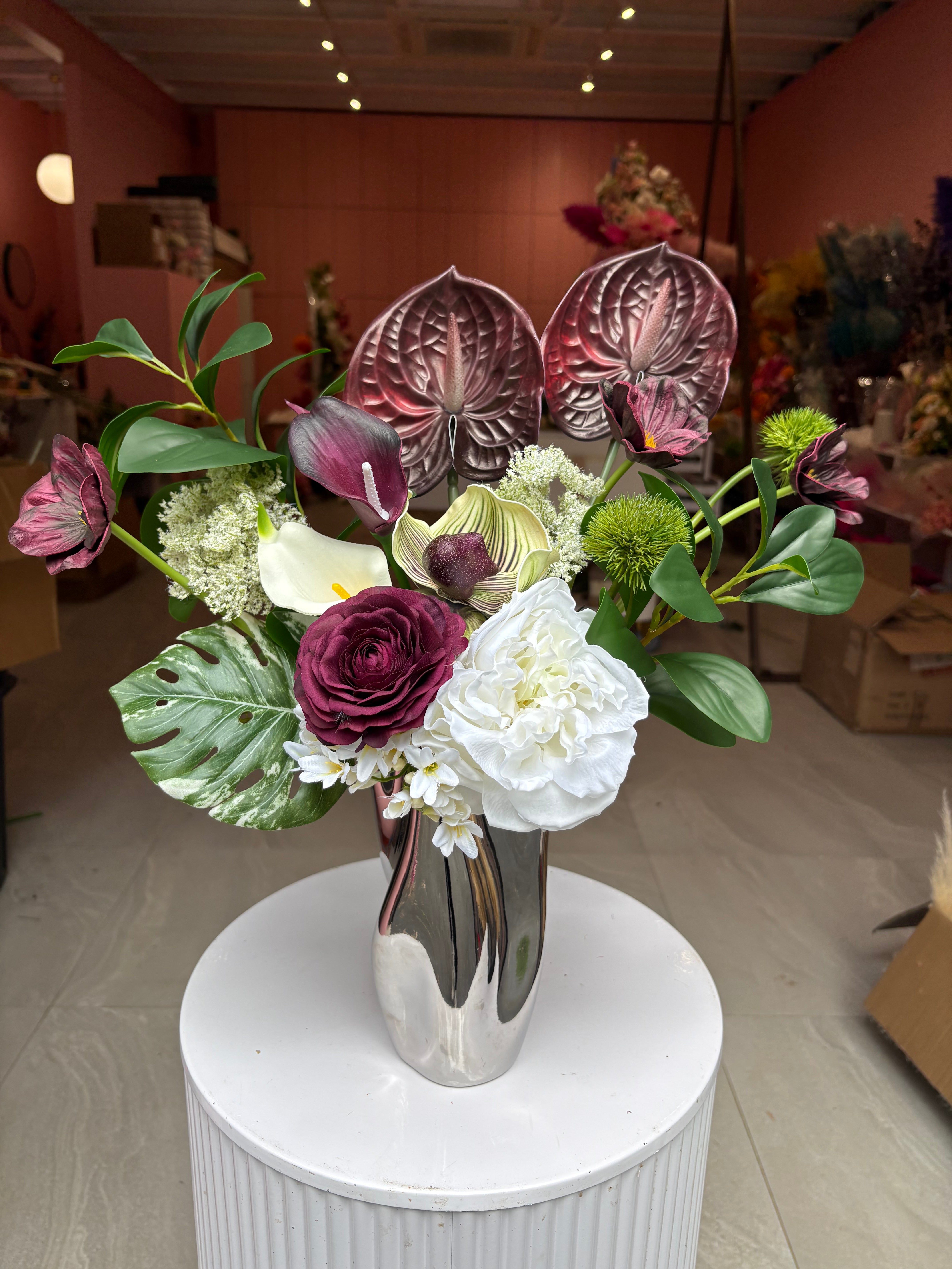 VASE 27