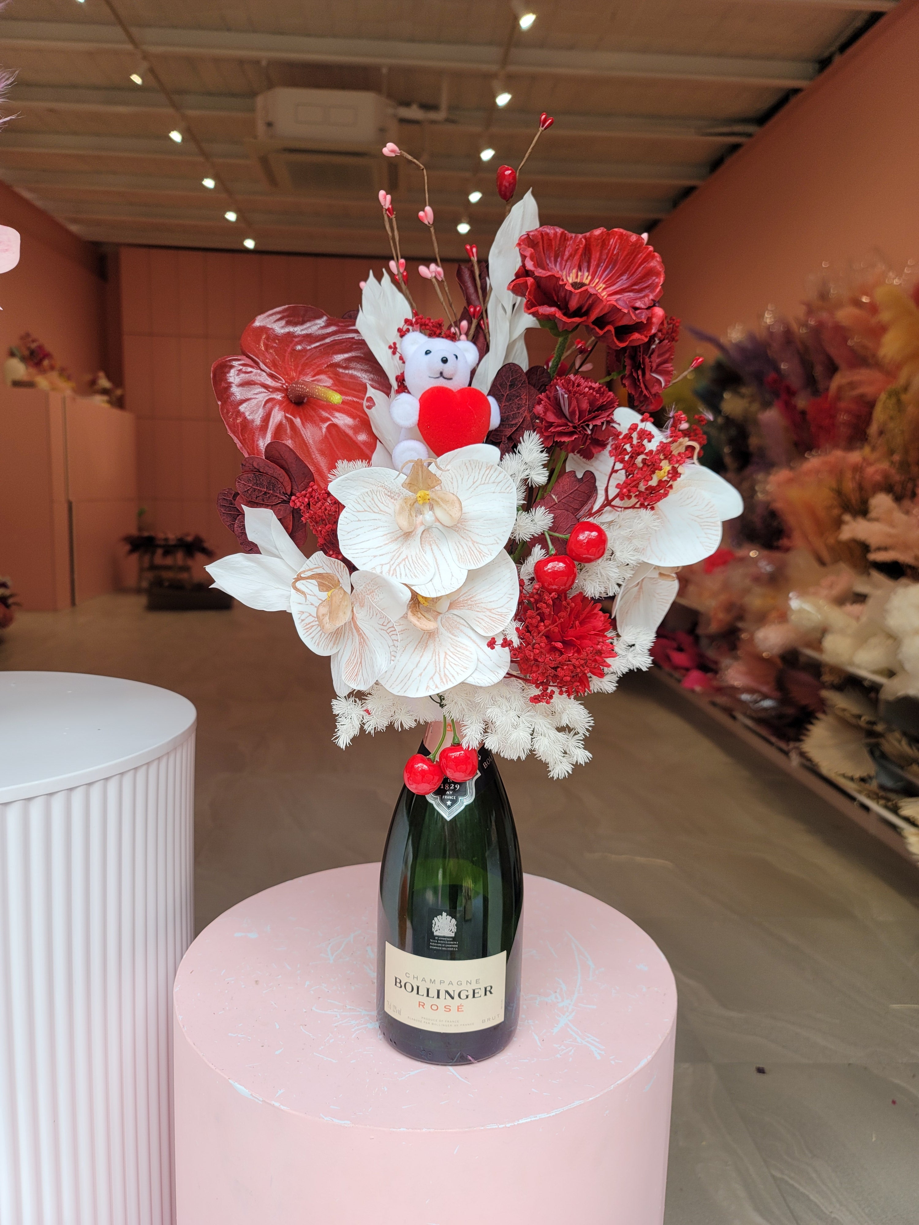 // CHERRY WINE TOPPER //