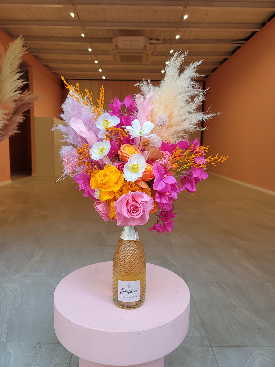 // WINE TOPPER 6.0 // Pretty Dead Flowers