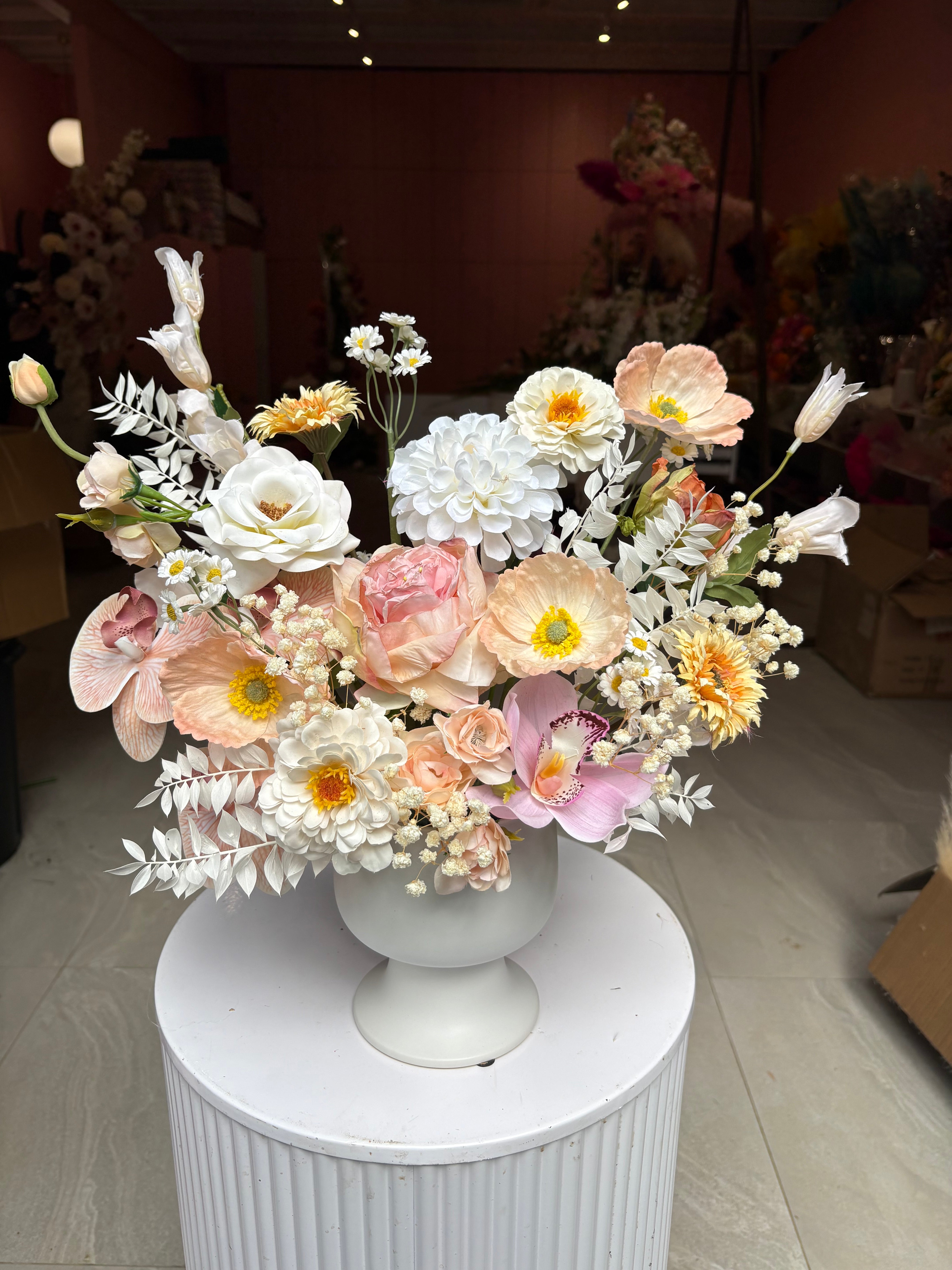 VASE 23