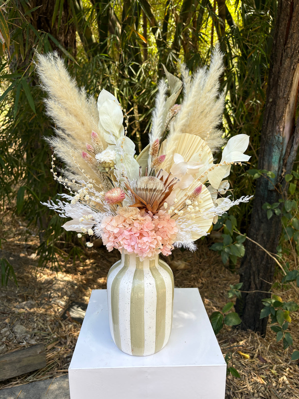 VASE 22