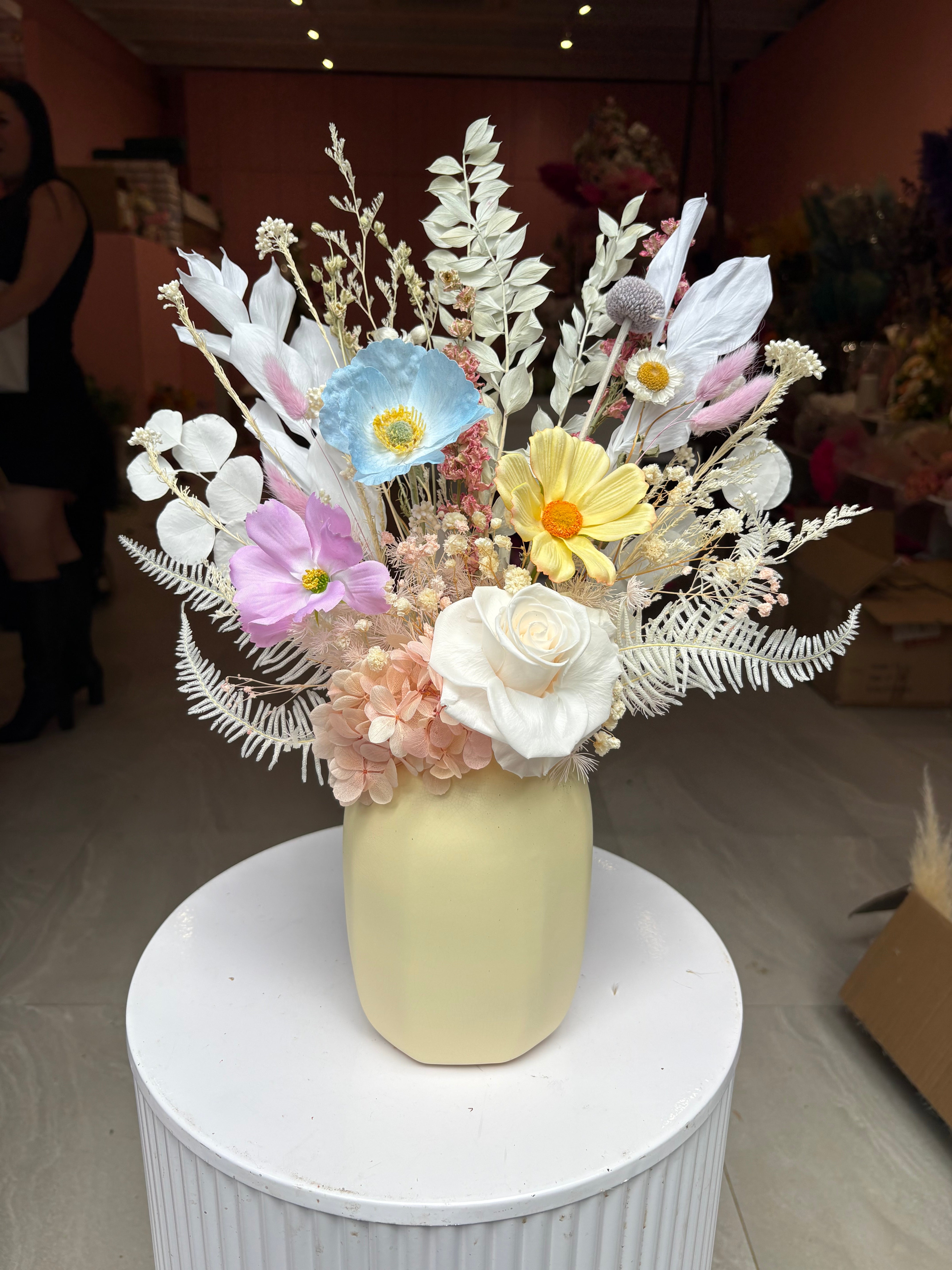 VASE 19