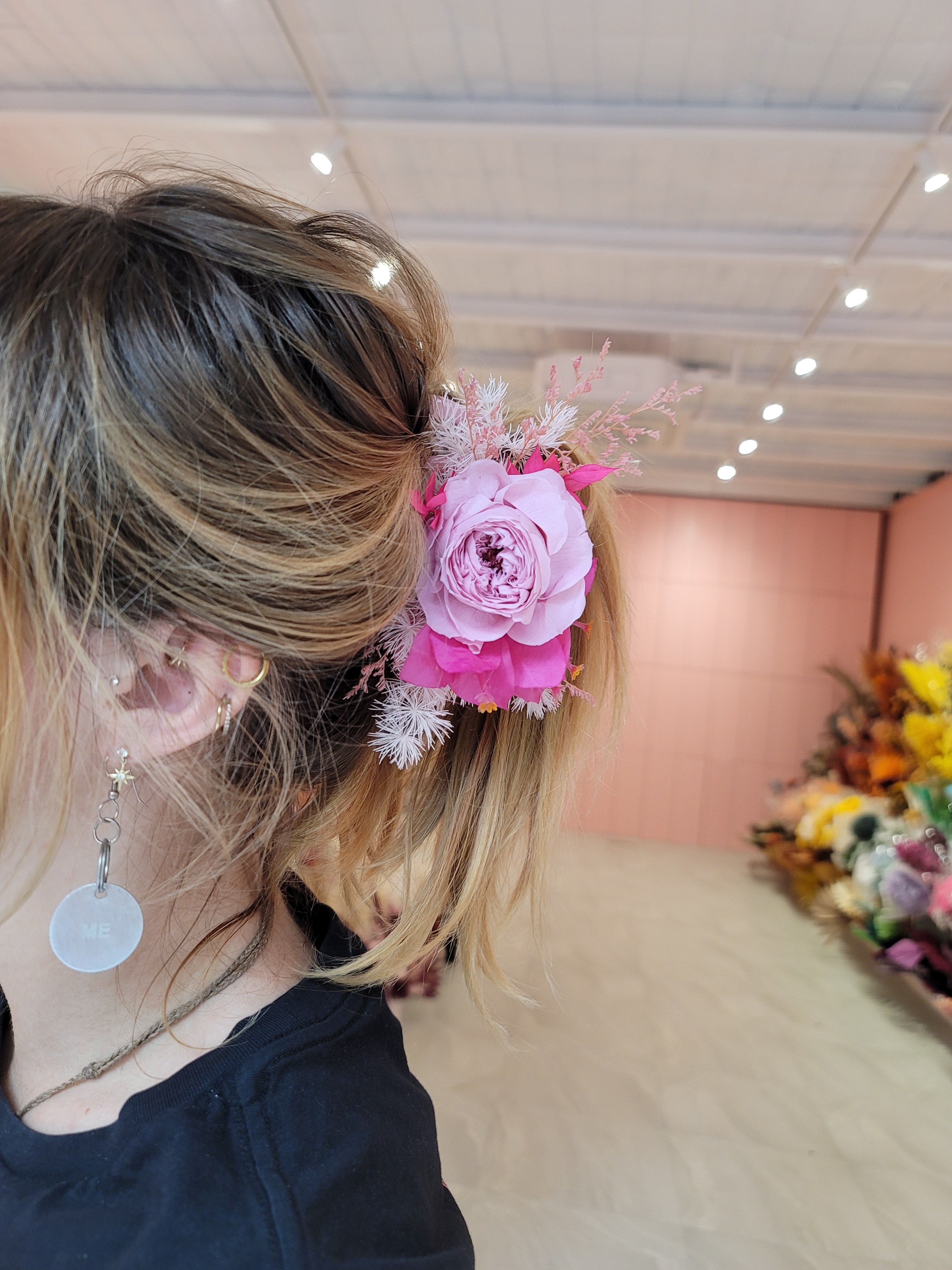 // FLORAL HAIR CLIP //